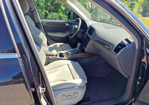 Audi Q5 cena 57000 przebieg: 235900, rok produkcji 2012 z Żarów małe 67